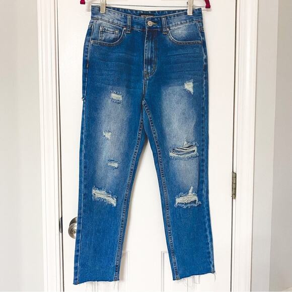 PRETTYLITTLETHING • Distressed Straight Leg Cropped Denim Blue Jeans - Picture 1 of 8